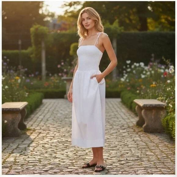 ASTR the Label Dresses & Skirts - ASTR The Label White Smocked Cotton Midi Dress Tie Straps Womens M